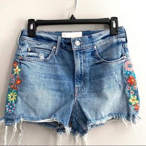 Mother The Dutchie Embroidered Cutoff
Denim Shorts Size 26
